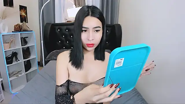 Claudia empress online show from May 1, 2026, 10:26 pm