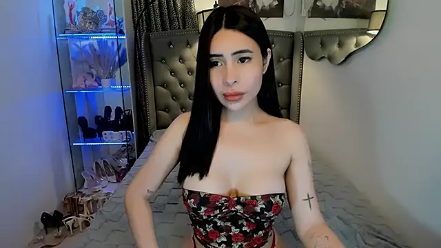 Claudia empress online show from December 3, 2025, 5:56 pm