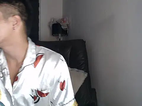 Asian gregor online show from June 15, 2026, 7:46 pm