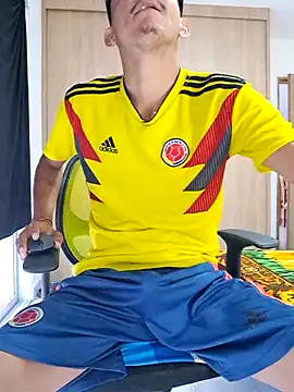 skinny23cm online show from March 17, 2025, 12:04 pm