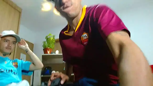 skinny23cm online show from October 1, 2025, 10:41 am