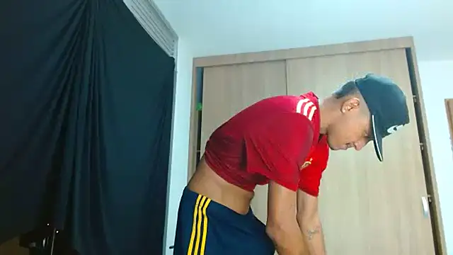 skinny23cm online show from March 18, 2025, 9:23 am