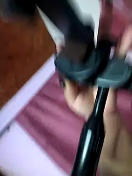 sara-lopez1 online show from November 27, 2025, 9:48 pm