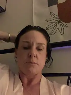 NateandBella online show from September 18, 2025, 12:19 pm