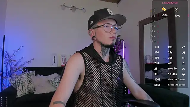 tyler jones  online show from February 27, 2026, 1:44 pm