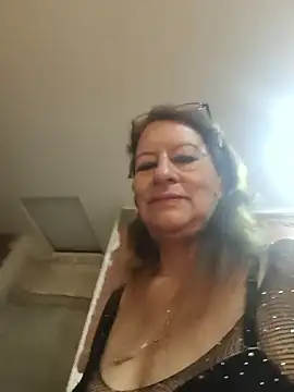 Snapshot of MaryeLunna chatting on January 19, 2026, 11:25 am MaryeLunna online show from January 19, 2026, 11:25 am