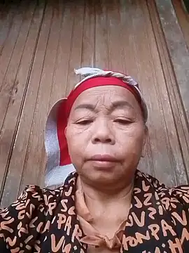 VangLe73 online show from November 14, 2025, 10:30 am