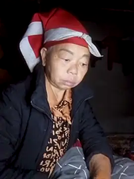 VangLe73 online show from November 25, 2025, 11:48 pm