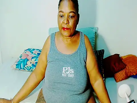 Snapshot of Love-Racheal75 chatting on April 3, 2026, 11:22 pm Love-Racheal75 online show from April 3, 2026, 11:22 pm