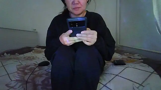 sakuradelreina online show from March 2, 2026, 5:08 am