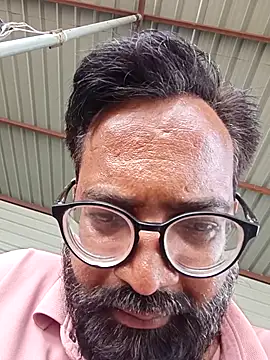 Snapshot of hard_boy9455 chatting on September 19, 2025, 7:01 am hard boy9455 online show from September 19, 2025, 7:01 am