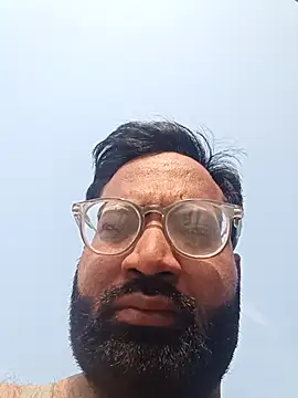 Snapshot of hard_boy9455 chatting on November 19, 2025, 3:50 am hard boy9455 online show from November 19, 2025, 3:50 am