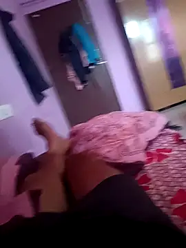 Snapshot of hard_boy9455 chatting on April 15, 2026, 12:38 am hard boy9455 online show from April 15, 2026, 12:38 am