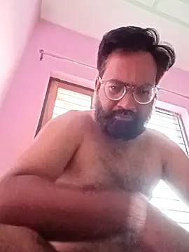 Snapshot of hard_boy9455 chatting on October 3, 2025, 12:58 am hard boy9455 online show from October 3, 2025, 12:58 am