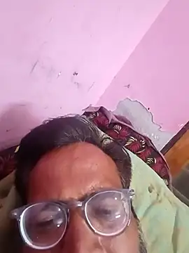 Snapshot of hard_boy9455 chatting on September 27, 2025, 1:28 pm hard boy9455 online show from September 27, 2025, 1:28 pm