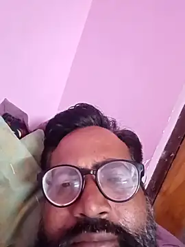 Snapshot of hard_boy9455 chatting on September 21, 2025, 2:11 pm hard boy9455 online show from September 21, 2025, 2:11 pm