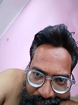 Snapshot of hard_boy9455 chatting on October 1, 2025, 1:11 am hard boy9455 online show from October 1, 2025, 1:11 am