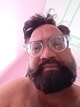 Snapshot of hard_boy9455 chatting on October 7, 2025, 1:28 am hard boy9455 online show from October 7, 2025, 1:28 am