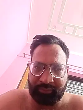 Snapshot of hard_boy9455 chatting on October 25, 2025, 10:32 pm hard boy9455 online show from October 25, 2025, 10:32 pm