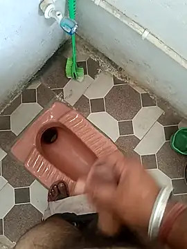 Snapshot of hard_boy9455 chatting on April 16, 2026, 8:15 am hard boy9455 online show from April 16, 2026, 8:15 am