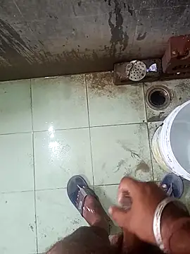 Snapshot of hard_boy9455 chatting on September 16, 2025, 2:01 am hard boy9455 online show from September 16, 2025, 2:01 am