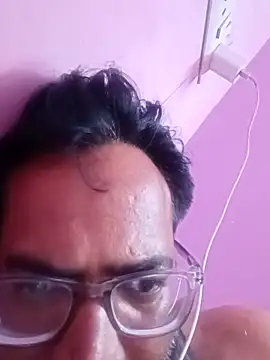 Snapshot of hard_boy9455 chatting on April 4, 2026, 3:40 pm hard boy9455 online show from April 4, 2026, 3:40 pm