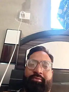 Snapshot of hard_boy9455 chatting on October 20, 2025, 3:08 am hard boy9455 online show from October 20, 2025, 3:08 am