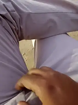 Snapshot of hard_boy9455 chatting on April 12, 2026, 1:36 pm hard boy9455 online show from April 12, 2026, 1:36 pm