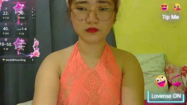HornyAsian4uxx online show from May 18, 2026, 9:14 am