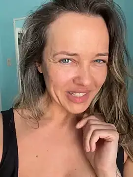 Snapshot of sonyaxbelle chatting on February 7, 2026, 4:59 pm sonyaxbelle online show from February 7, 2026, 4:59 pm