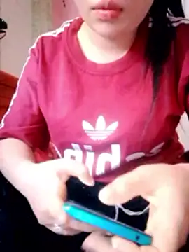 linhbe96xxx online show from November 23, 2025, 6:34 am