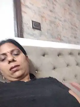 Snapshot of Soniya_Roy chatting on May 26, 2026, 4:49 pm Soniya Roy online show from May 26, 2026, 4:49 pm