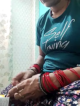 Soniya Roy online show from October 4, 2025, 6:04 am