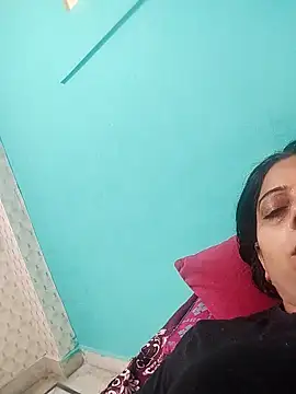 Soniya Roy online show from November 9, 2025, 2:48 am