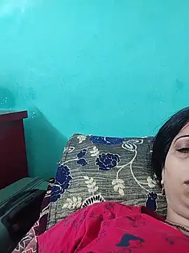 Snapshot of Soniya_Roy chatting on May 15, 2026, 2:20 am Soniya Roy online show from May 15, 2026, 2:20 am