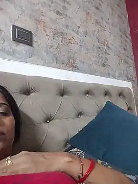 Snapshot of Soniya_Roy chatting on May 8, 2026, 3:05 pm Soniya Roy online show from May 8, 2026, 3:05 pm