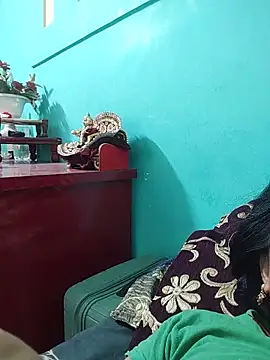 Snapshot of Soniya_Roy chatting on May 13, 2026, 1:56 am Soniya Roy online show from May 13, 2026, 1:56 am
