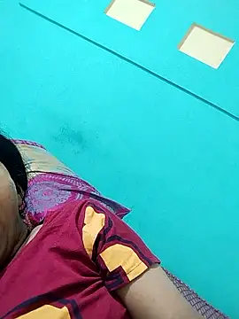 Soniya Roy online show from November 21, 2025, 3:33 pm