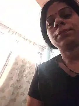 Snapshot of Soniya_Roy chatting on May 27, 2026, 4:09 am Soniya Roy online show from May 27, 2026, 4:09 am