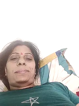 Snapshot of Soniya_Roy chatting on April 24, 2026, 6:32 pm Soniya Roy online show from April 24, 2026, 6:32 pm