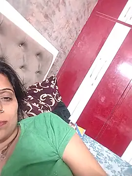 Snapshot of Soniya_Roy chatting on May 31, 2026, 6:09 pm Soniya Roy online show from May 31, 2026, 6:09 pm