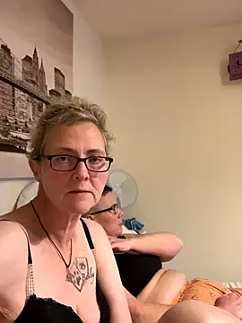 Curvy-Jinx online show from November 29, 2025, 8:53 pm