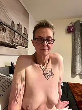 Curvy-Jinx online show from January 8, 2026, 10:16 pm