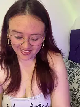 Snapshot of AliaMiller_ chatting on June 11, 2026, 3:53 pm AliaMiller online show from June 11, 2026, 3:53 pm