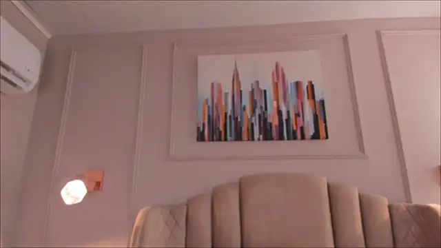 mia kisses2 online show from March 13, 2026, 4:06 am