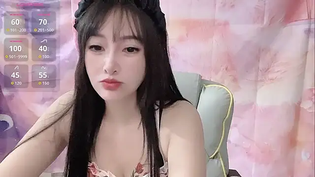 Snapshot of Crush-7ii chatting on November 13, 2025, 10:30 am Crush-7ii online show from November 13, 2025, 10:30 am