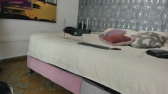 MartinaRizzi online show from February 20, 2026, 8:44 pm