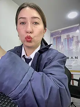 Snapshot of SUSY__06 chatting on February 21, 2026, 12:18 pm SUSY 06 online show from February 21, 2026, 12:18 pm