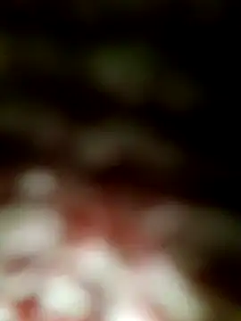 MaxB057 online show from April 17, 2026, 7:06 pm