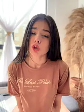 Snapshot of Sofi_Leal chatting on November 20, 2025, 2:40 pm Sofi Leal online show from November 20, 2025, 2:40 pm